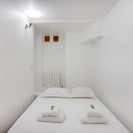 Apartment Intimate - 1br- 2p - Saint-ambroise Paris